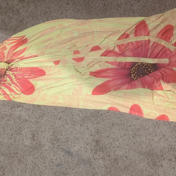 Floral Yellow Maxi Dress - Picture 8 of 13